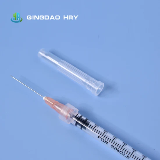 針付き 1 ml 3 ml ルアー/スリップ ロック使い捨て動物用注射器の供給の準備